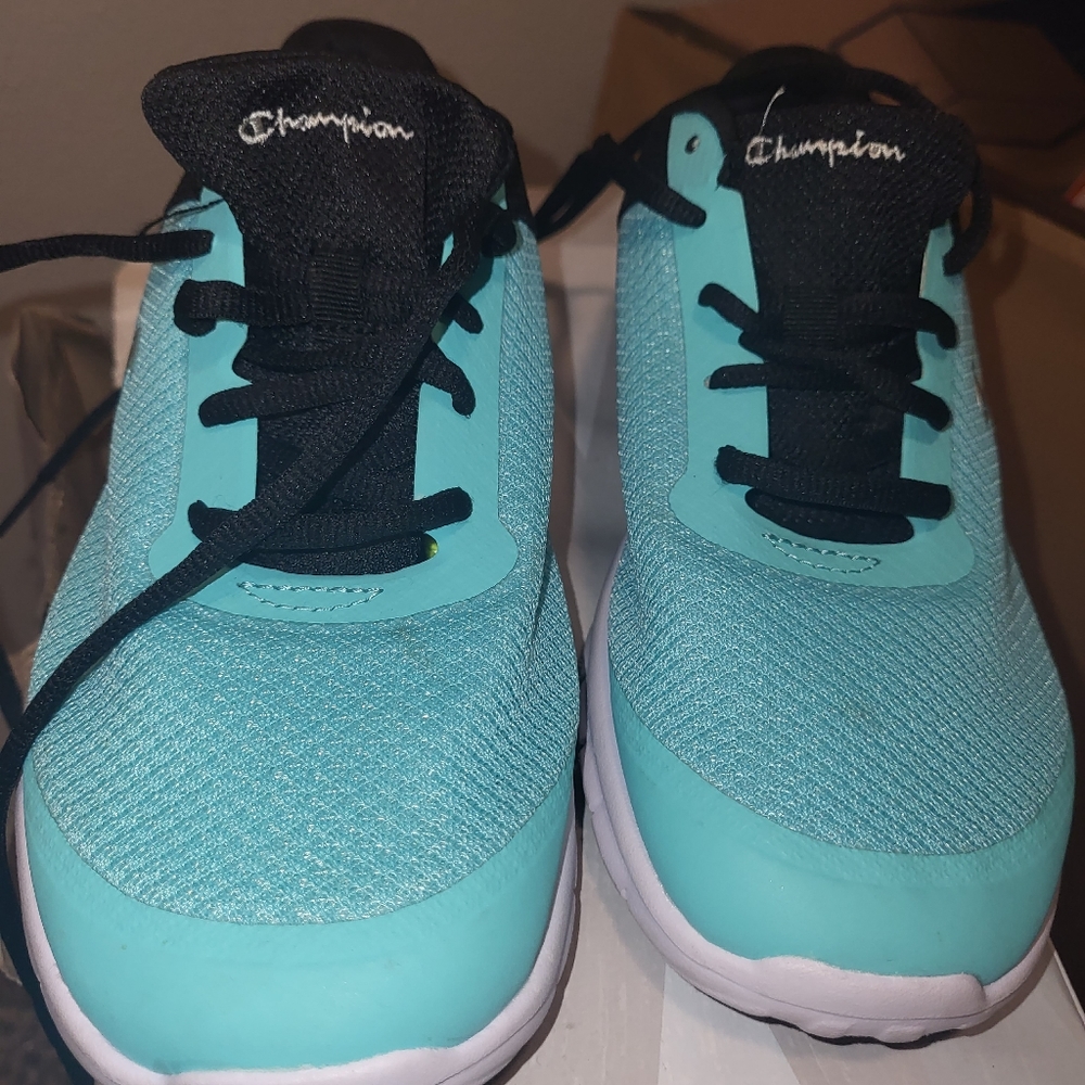 Brand new women's Champion sneakers